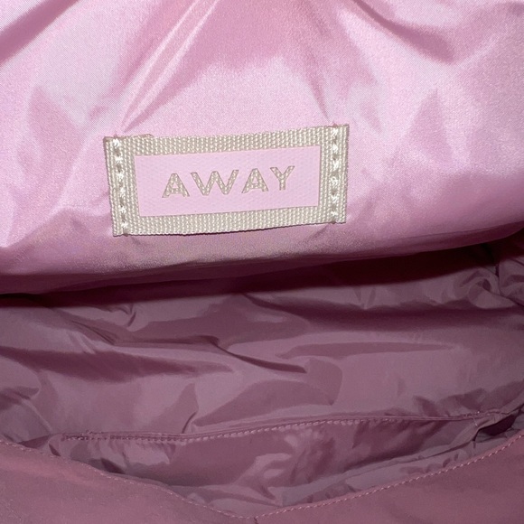 Away Dusty Pink Women's Backpack - Picture 4 of 7